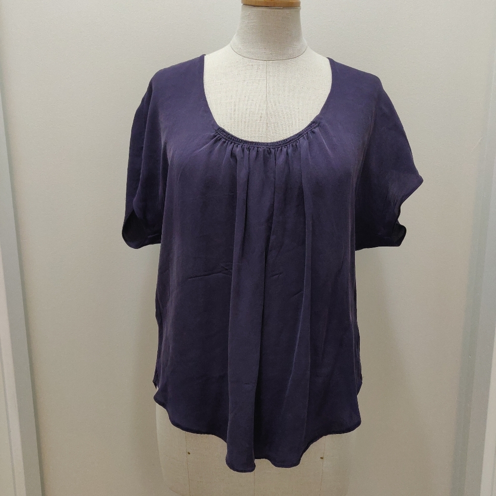 Silk blouse, T. Babaton Aritiza Deep purple, scoop neck